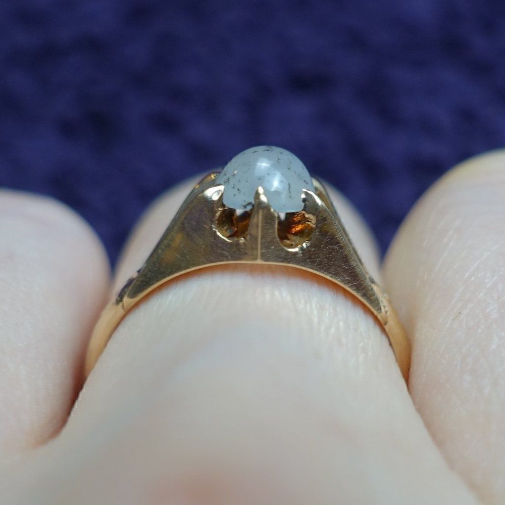 spotted agate ring with crescent moon detail in 10K YG - Picture 4 of 6